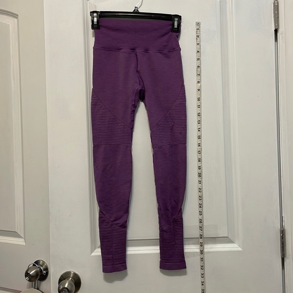 Purple alphalete revival leggings - Picture 4 of 9